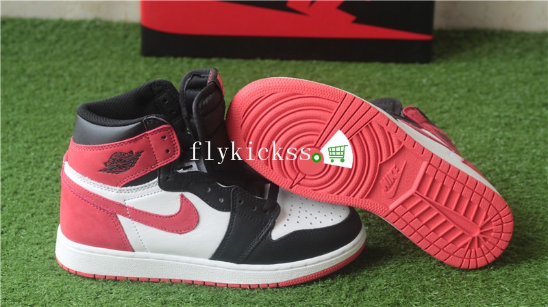 WMNS Air Jordan 1 Retro High OG Track Red